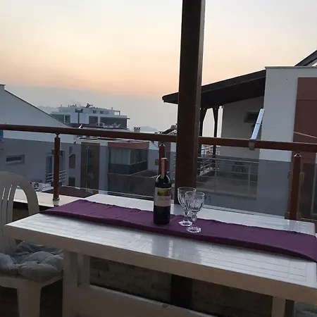 A House With A Garden In Marina فيلة *